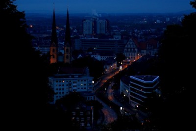 Kreuzstraße, Altstädter Marienkirche, hinten das Städt. Krankenhaus