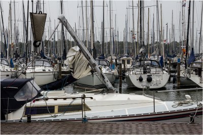 Leider Mastbruch, so kann es kommen. Die KPNM haben ihn heute aus dem Ijsselmeer gerettet.